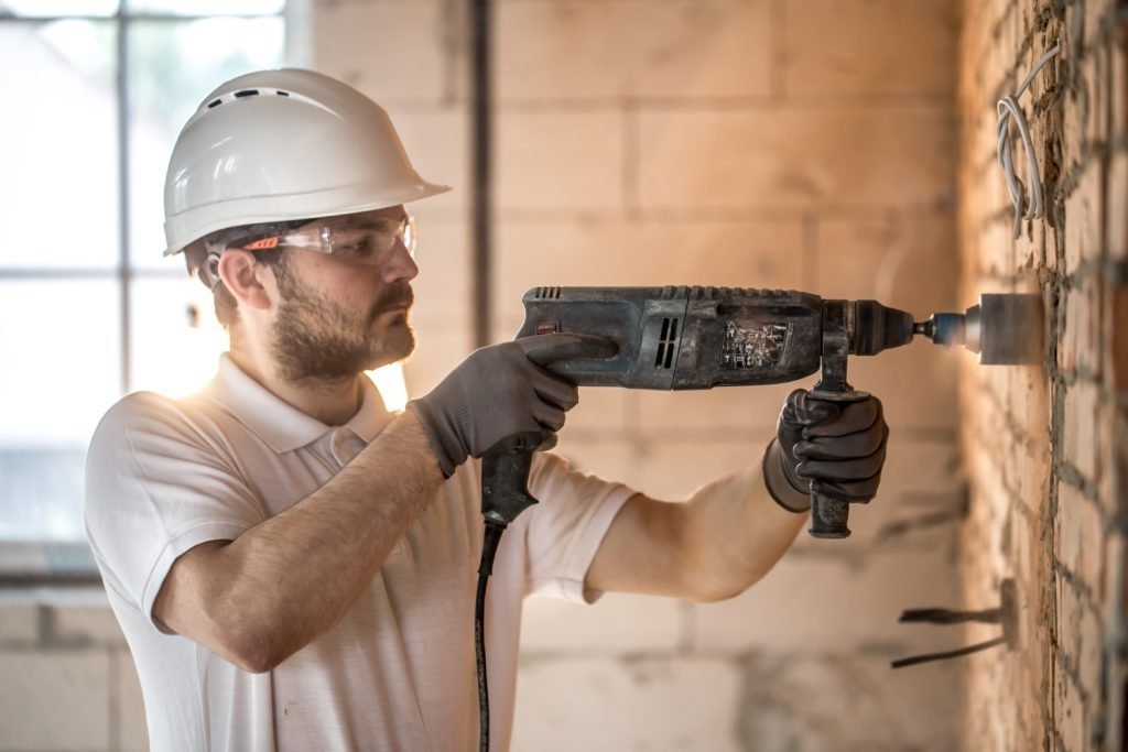 Handyman & Drilling