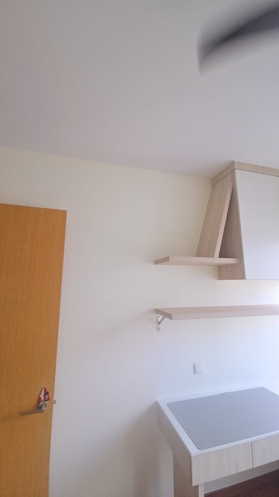 1 Room Painting Cost in Singapore